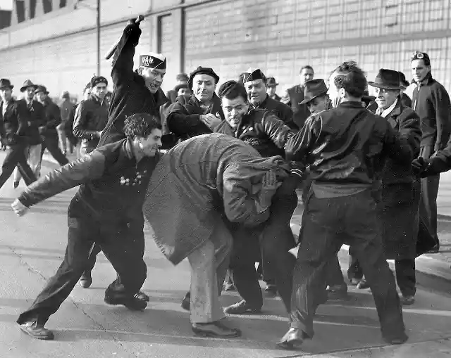 Ford Strikers Riot, 1942