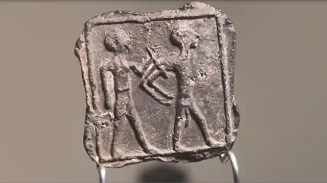 6-Year-Old Kid Finds Ancient Tablet With Strange Inscriptions