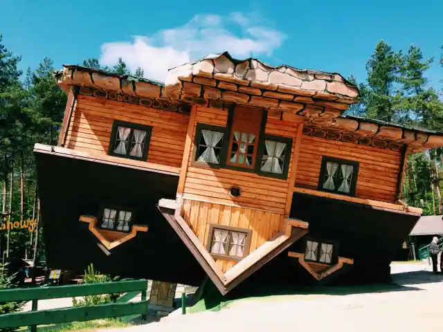 Upside Down House, Poland