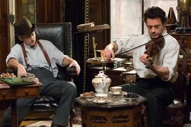 #10. Robert Downey Jr. Learned To Play The Violin
