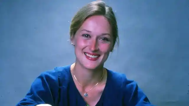 Rarely Seen Photos Of Iconic Celebrities Who Looked Wildly Different In Their Twenties