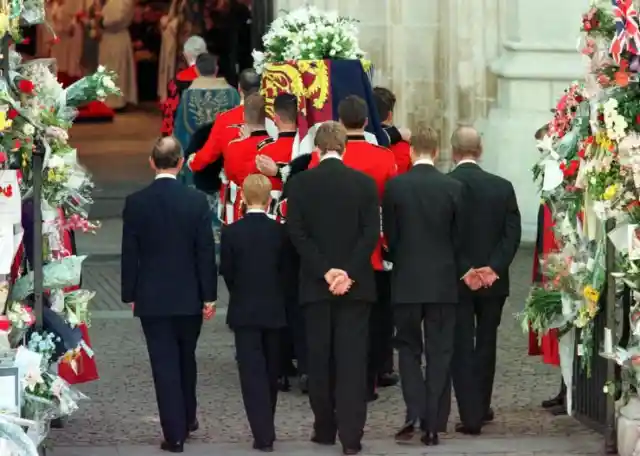 1997: William And Harry Follow Princess Diana’s Coffin