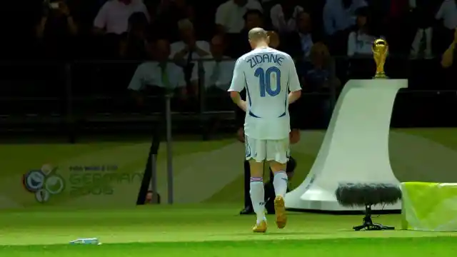 #4. Zidane&rsquo;s Defeat.