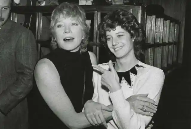 Shirley Maclaine & Debra Winger