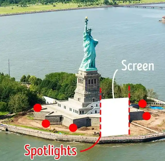 #20. The Statue Of Liberty Disappears