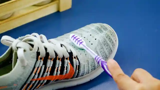 Effective Shoe Cleaning