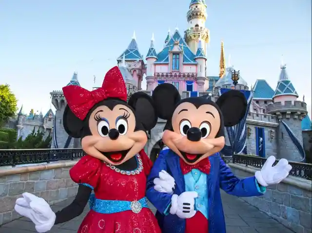 Fired Disney Employee Tells Us The Secrets From The “Happiest Place on Earth”