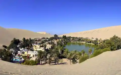 Huacachina, Peru