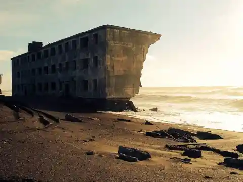 #3. Abandoned Building