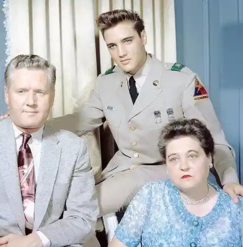 Elvis And His Parents