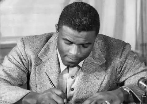 1947: Jackie Robinson Makes History