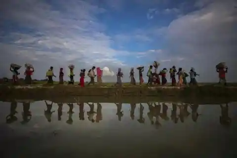 Fleeing Myanmar, 2018