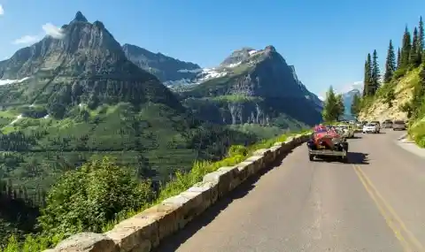 Going-To-The-Sun Road