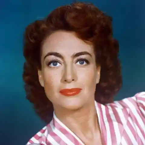 #18. Joan Crawford