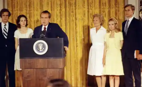 1974: Richard Nixon Resigns