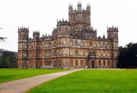 The Downtown Abbey Castle