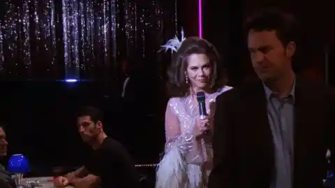 #3. The One Where They Bully Chandler&rsquo;s Dad For Being A Drag Queen