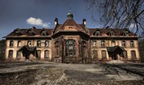 Beelitz-Heilstätten Hospital – Germany