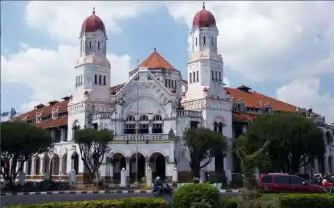 Lawang Sewu, Indonesia