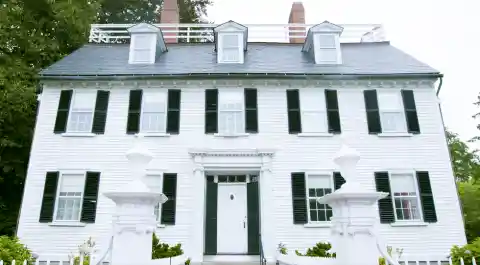 The Hocus Pocus House