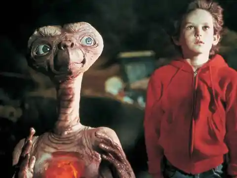 #4. E.T. The Extra-Terrestrial
