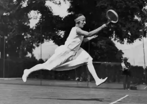 1926: Suzanne Lenglen